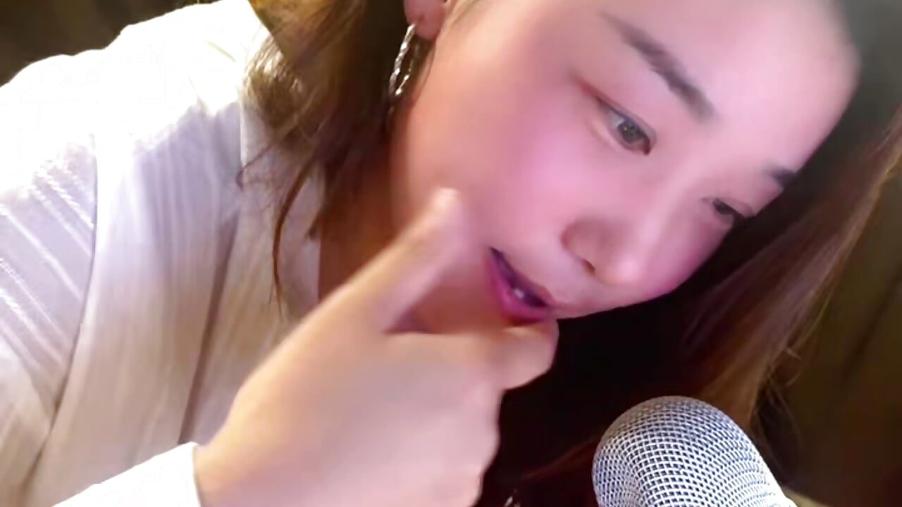 a7b859a707162ad523956ee3f82da3c4 - video by Wenqian616 cam model