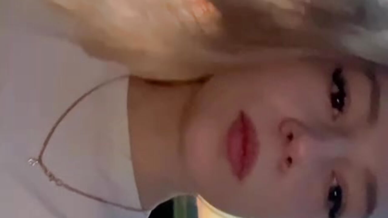 mmm - video by CuriousBloom cam model