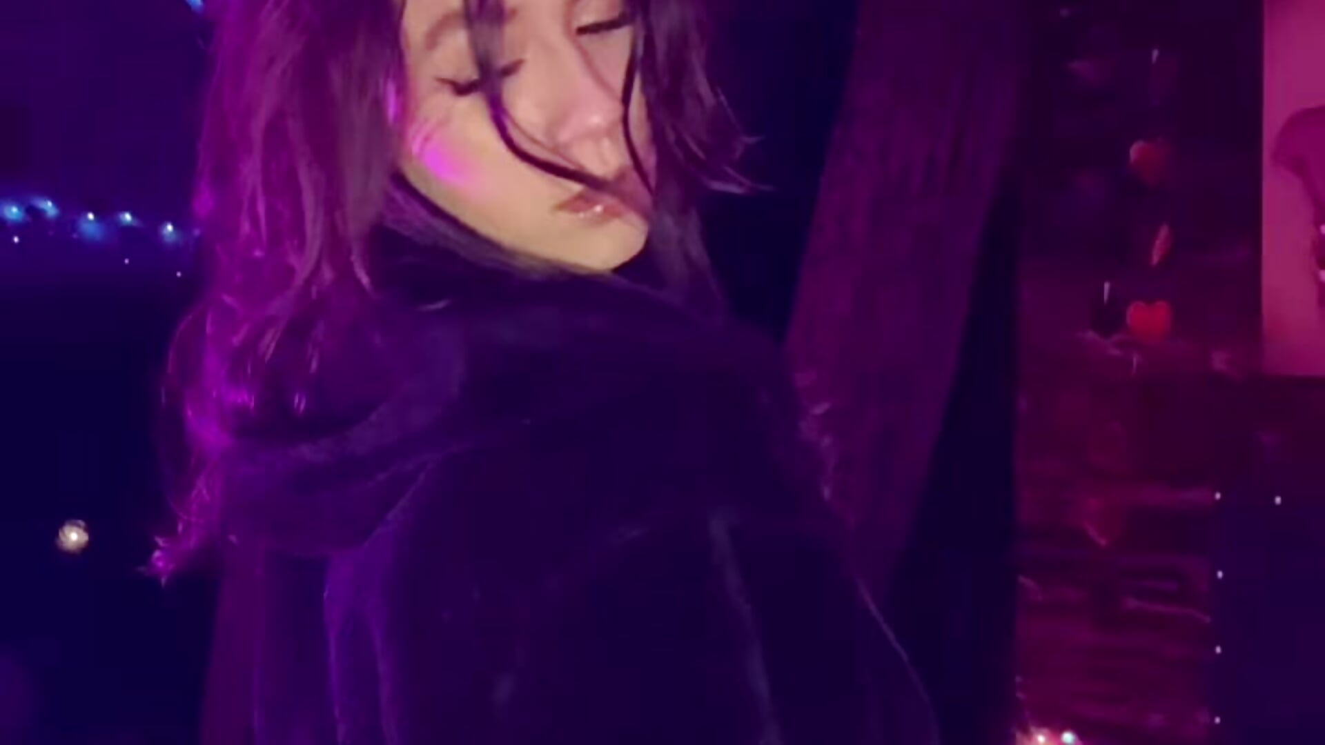 🖤 - clip cu Sarah_stromm model videochat
