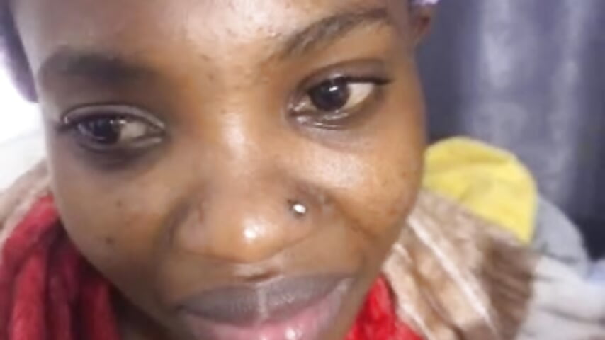 Nose-piercing - video by littlefrankie cam model