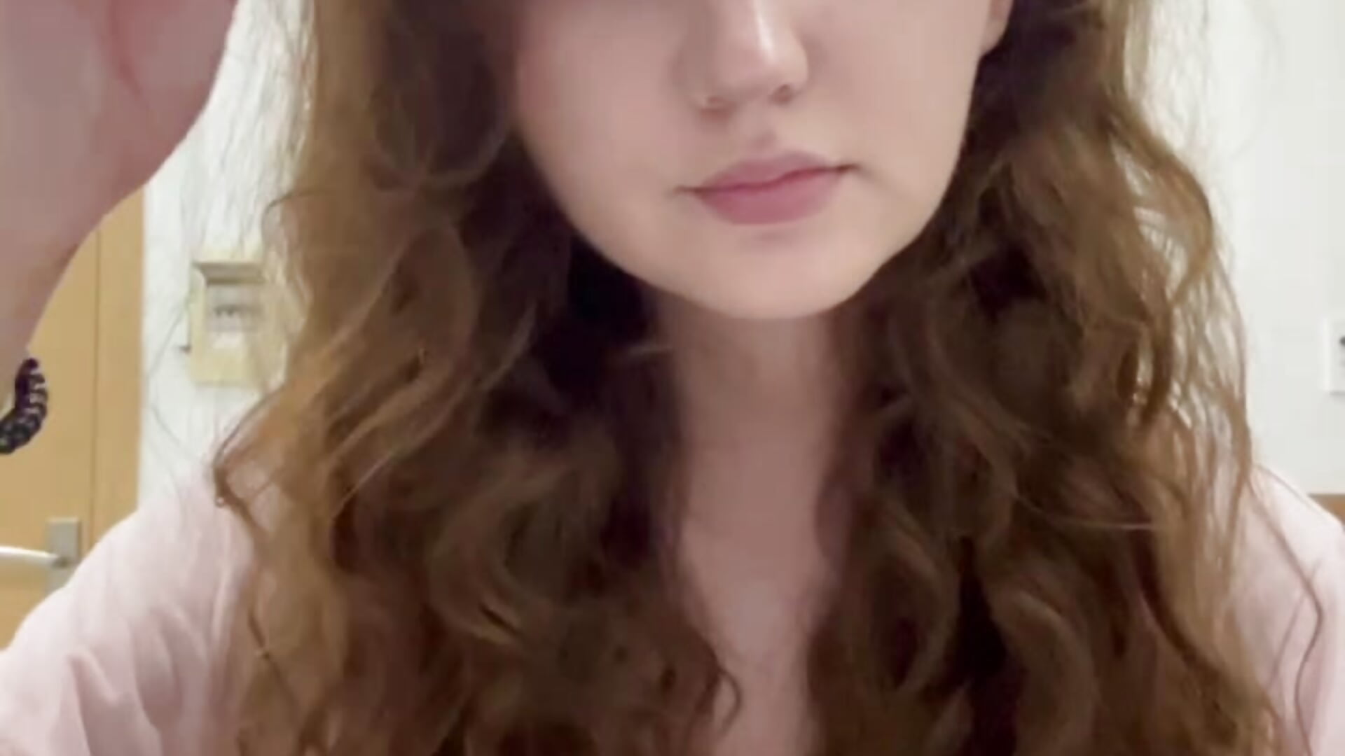 messy morning xD – video af Ela_Wish cam-model