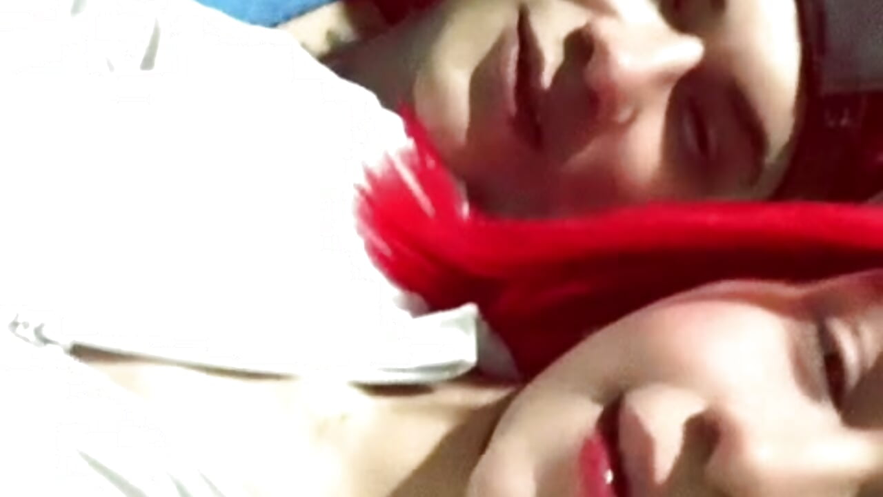 ❤ - Vídeo de Bruno-and-Ruby, modelo de vídeos