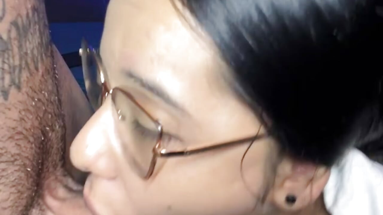 Mmm sexy glasses  😊😋