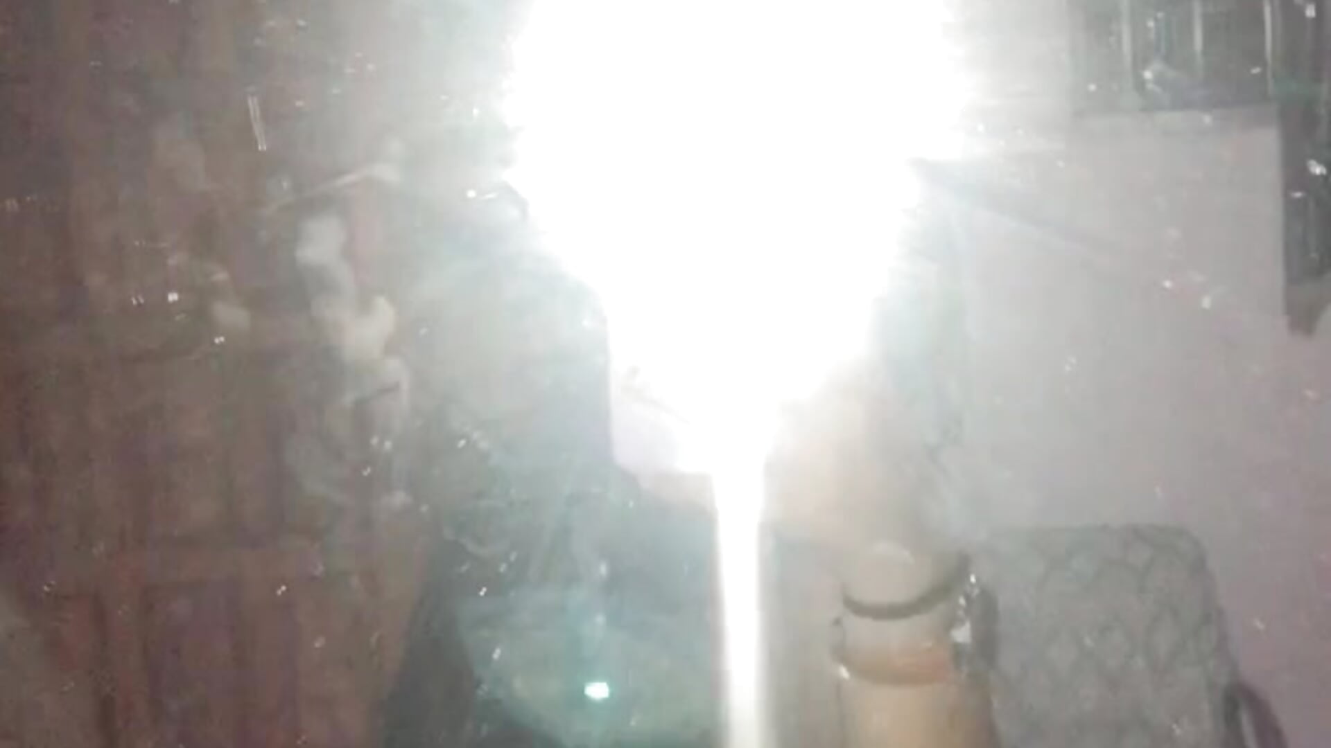 db22d7fb1f4d463d8bf1c5d8aade46b3 - vidéo du modèle de showcams Nina69_N