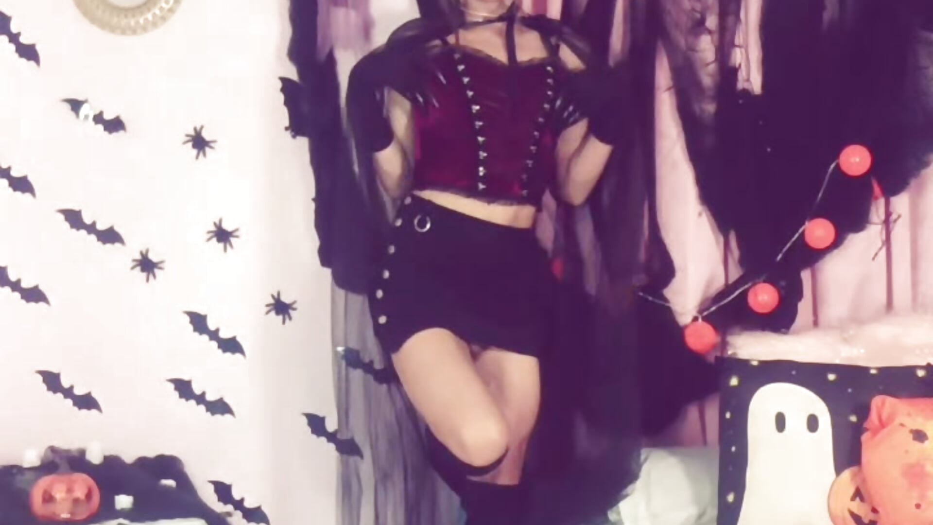 I want love, I want peace, give me a candy please - video valerybellotty kameramallilta