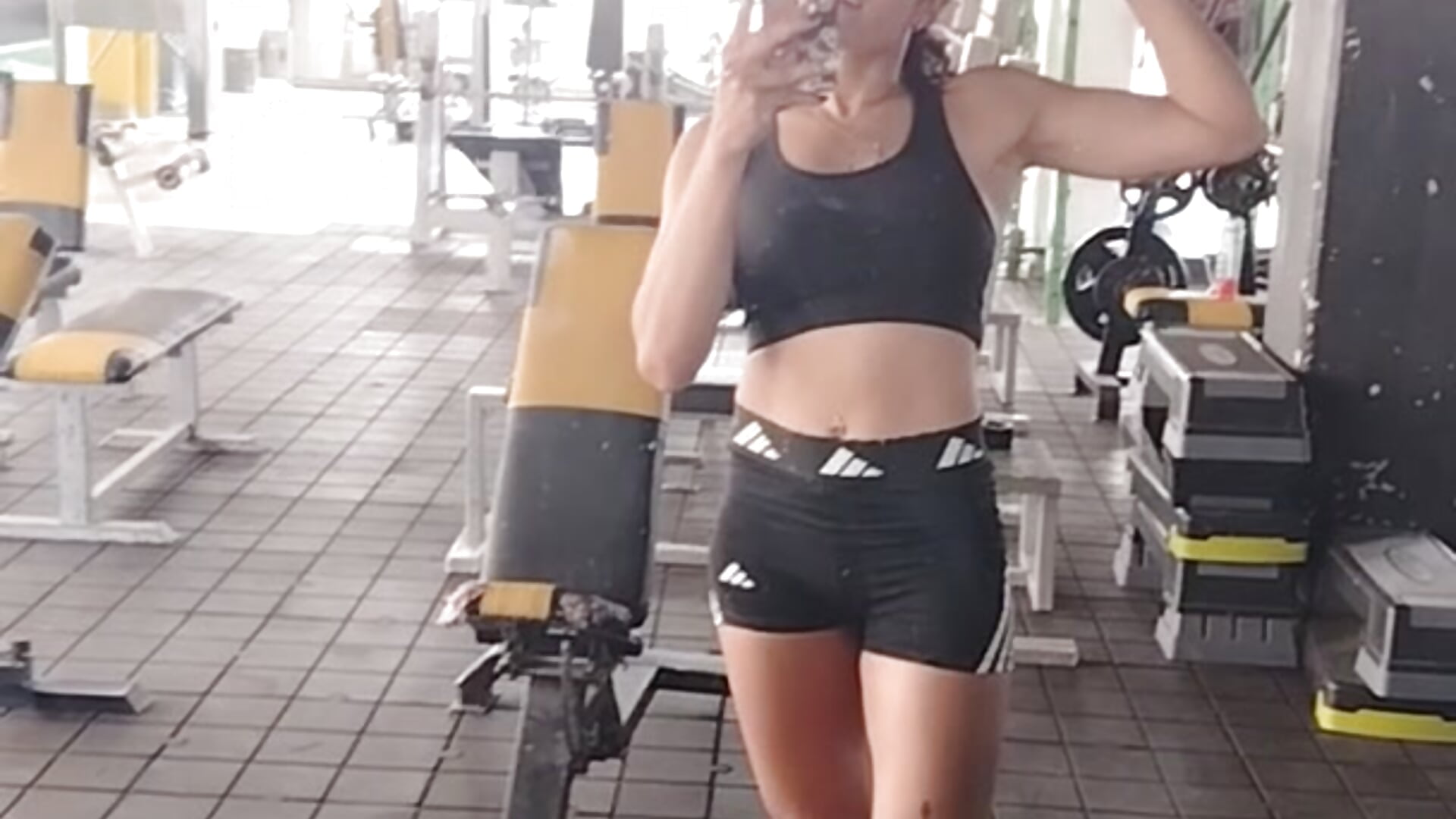 🔥💪🏽 – video modela na kameri Estrella2001