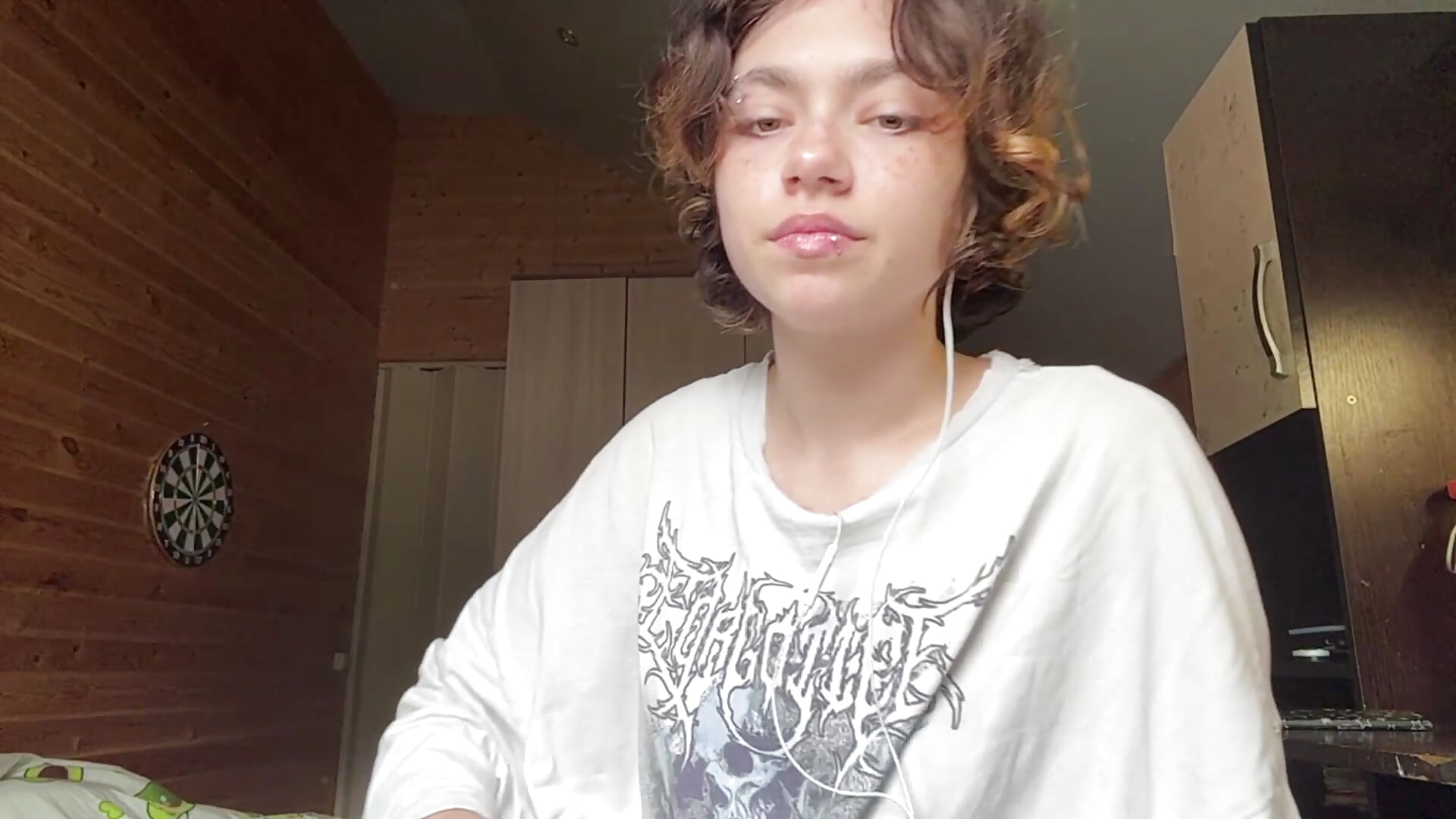 I want to play - video by MaisieRendina cam model