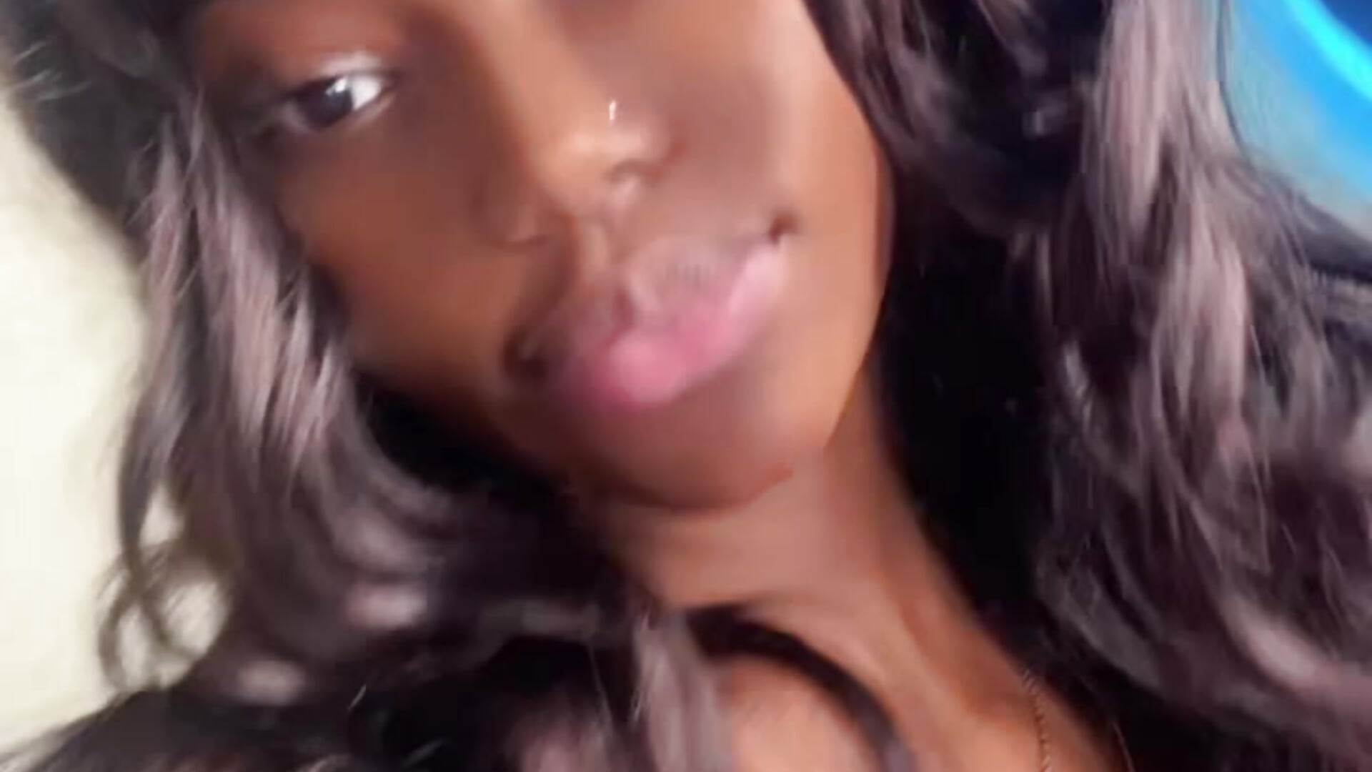 Pretty❣️ - video by ShakiraThompss18 cam model