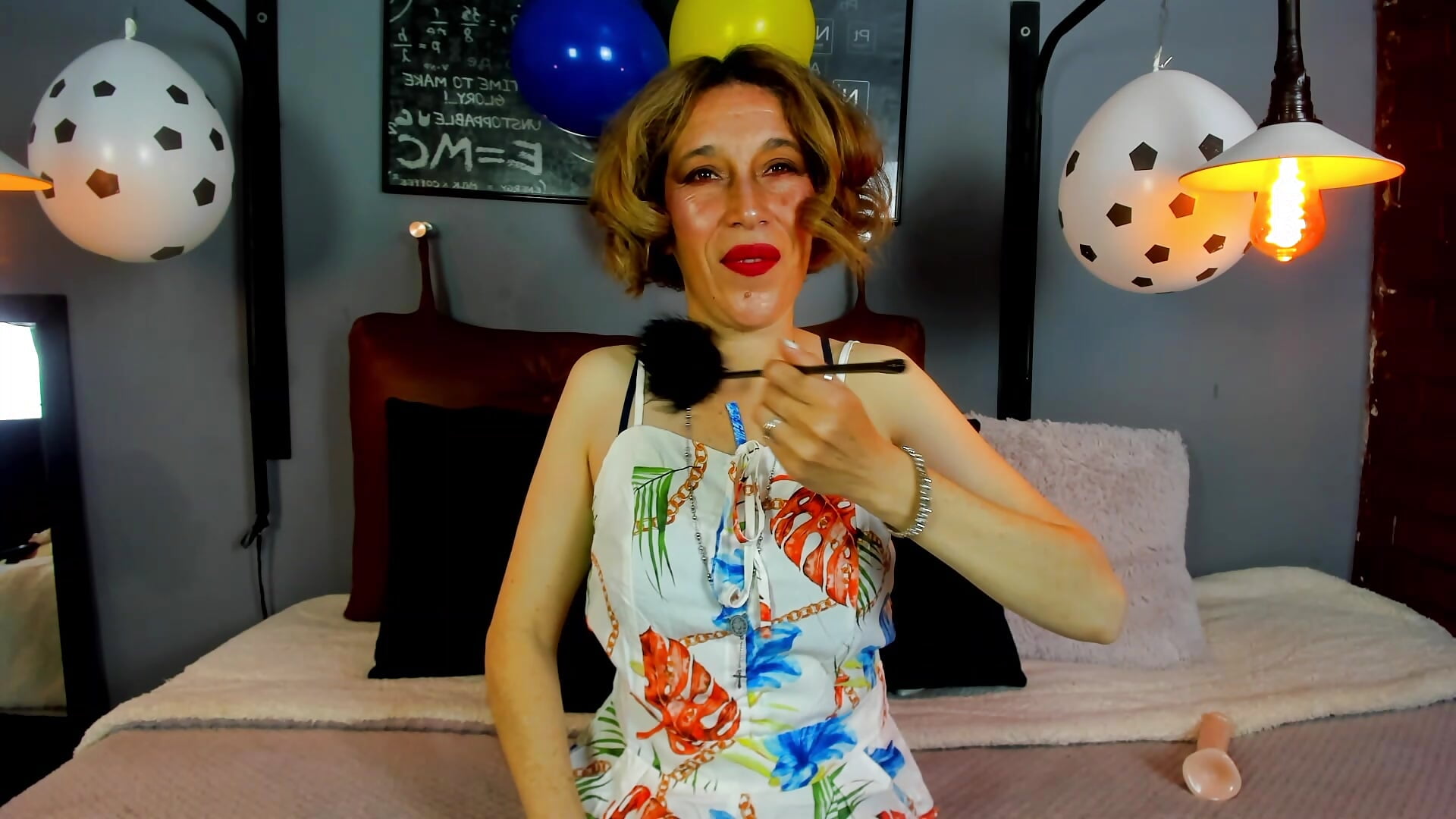 Sexy me! – video af Margott_mature cam-model