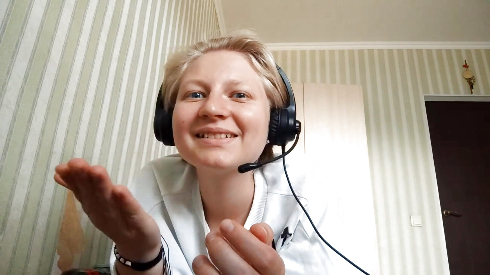 Hello to all <3 - vídeo de la modelo de cam JennyShortcut