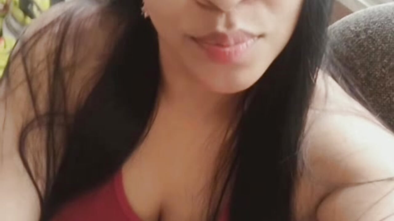 Sensual Whispers💋 - vídeo de Iviaiko modelo de câmara
