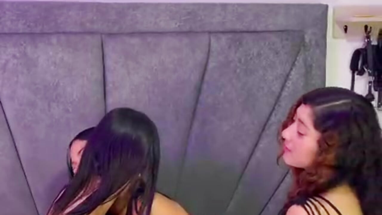 NaughtyTrinity_OS - 摄像头主播热门视频 2917