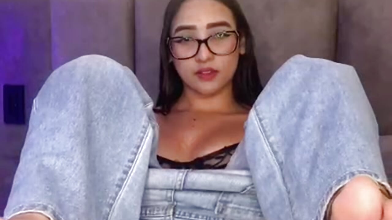Upss! u saw something ? - video by lakshmi77_ cam model