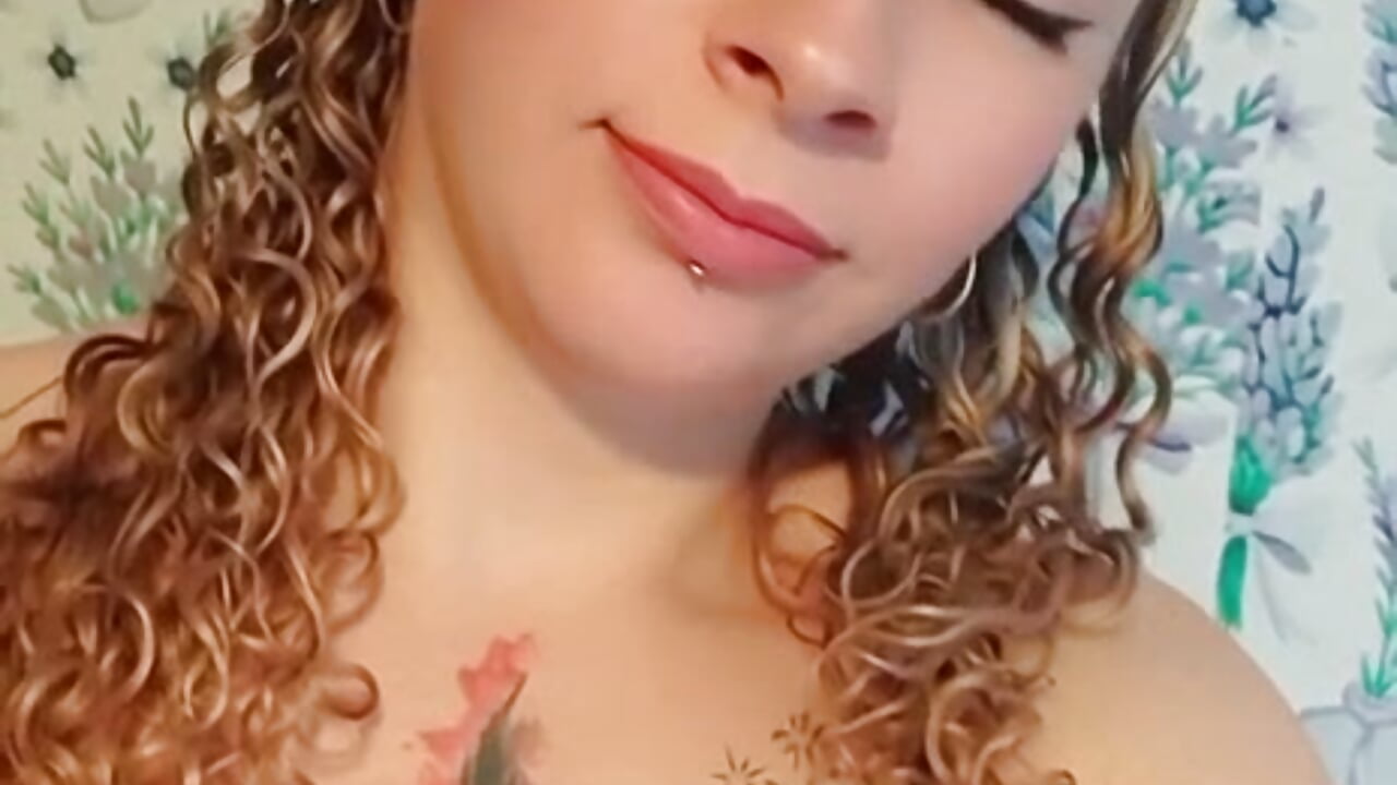 a sexy blonde - video by Rochi_Cooper cam model