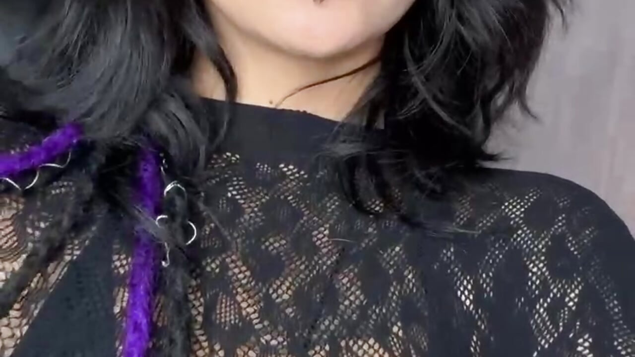 my piercing🔥😏 – видео вебкам-модели Velvet_Mysstic