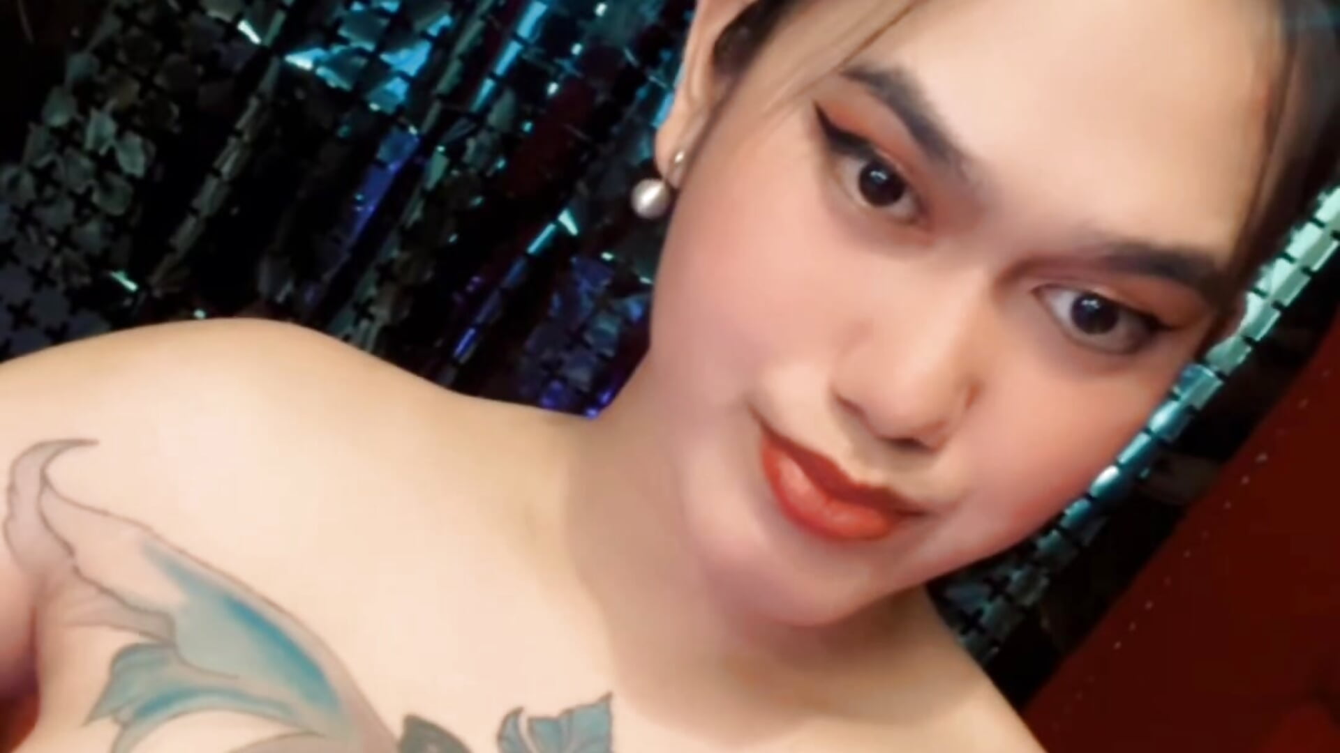 yoursweetbella - video by YourtsBella