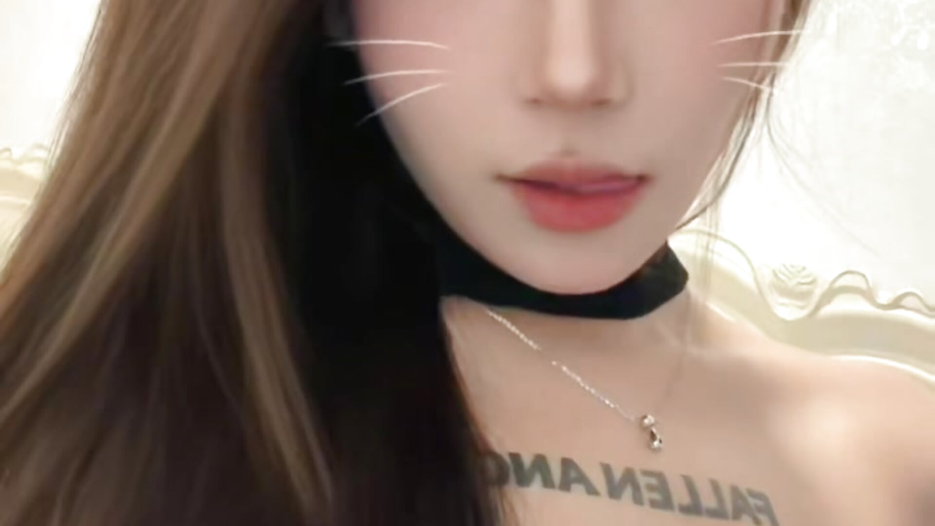 kiki – video modela na kameri FO-6868