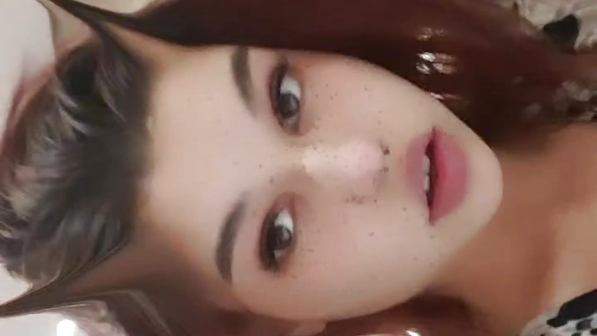 Admiring myself - video av Jasmine_Burke cam-modell