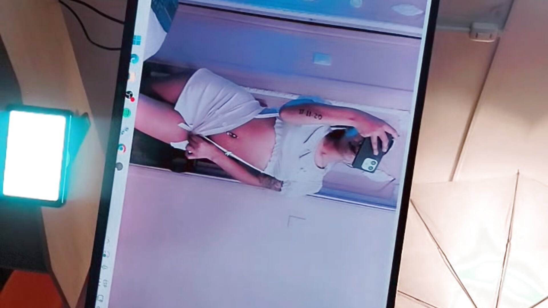 like men who know what they want and aren't afraid to say it 💋 – video af Saki_Akanne