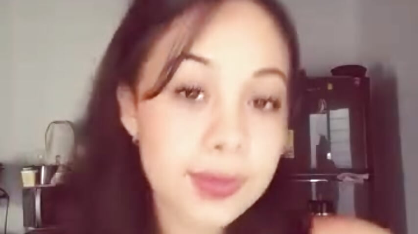 Alle 🌸 - video by ElleAdamss cam model
