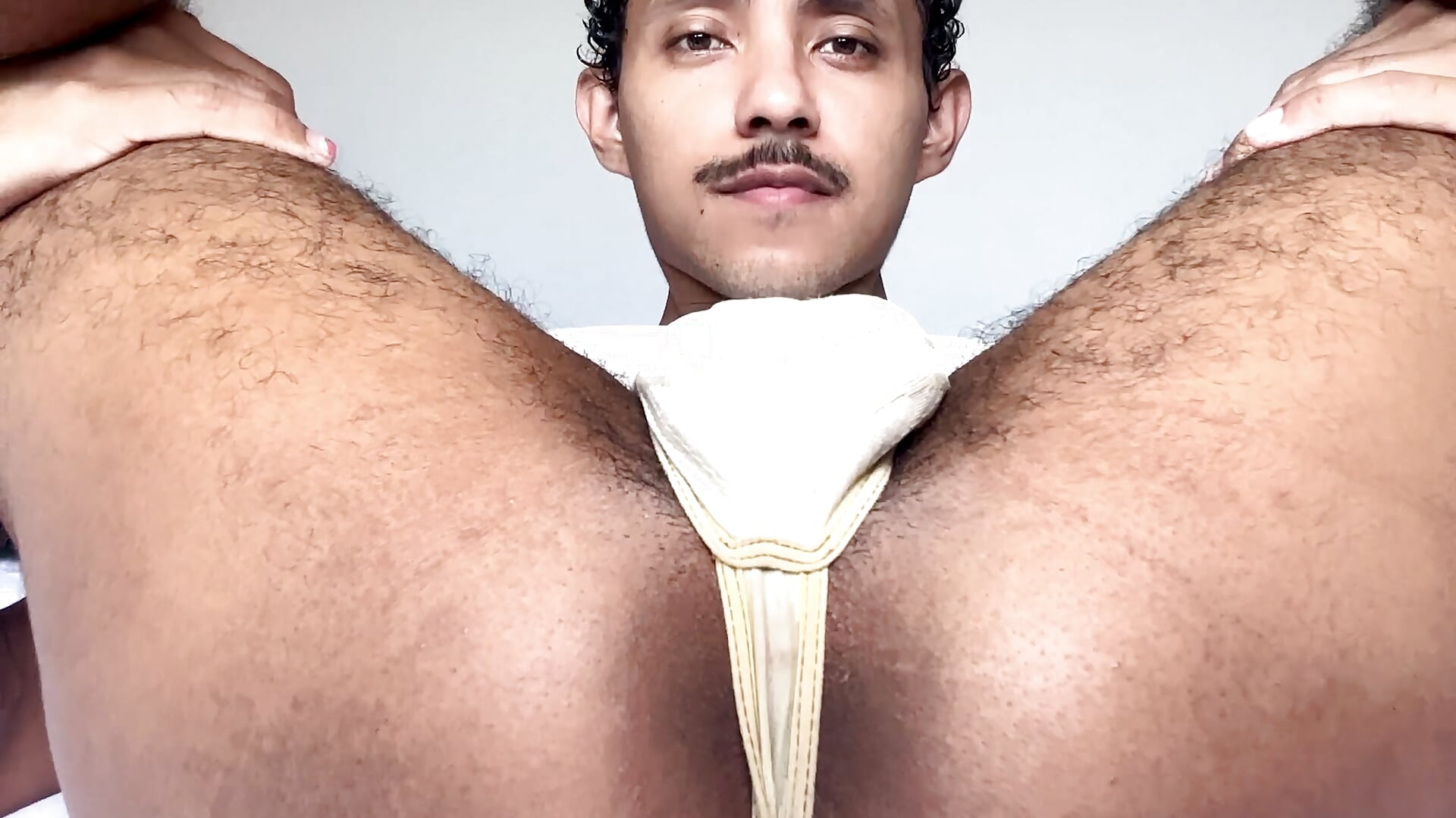 Asshole shaved - video by Twunk_miguel cam model