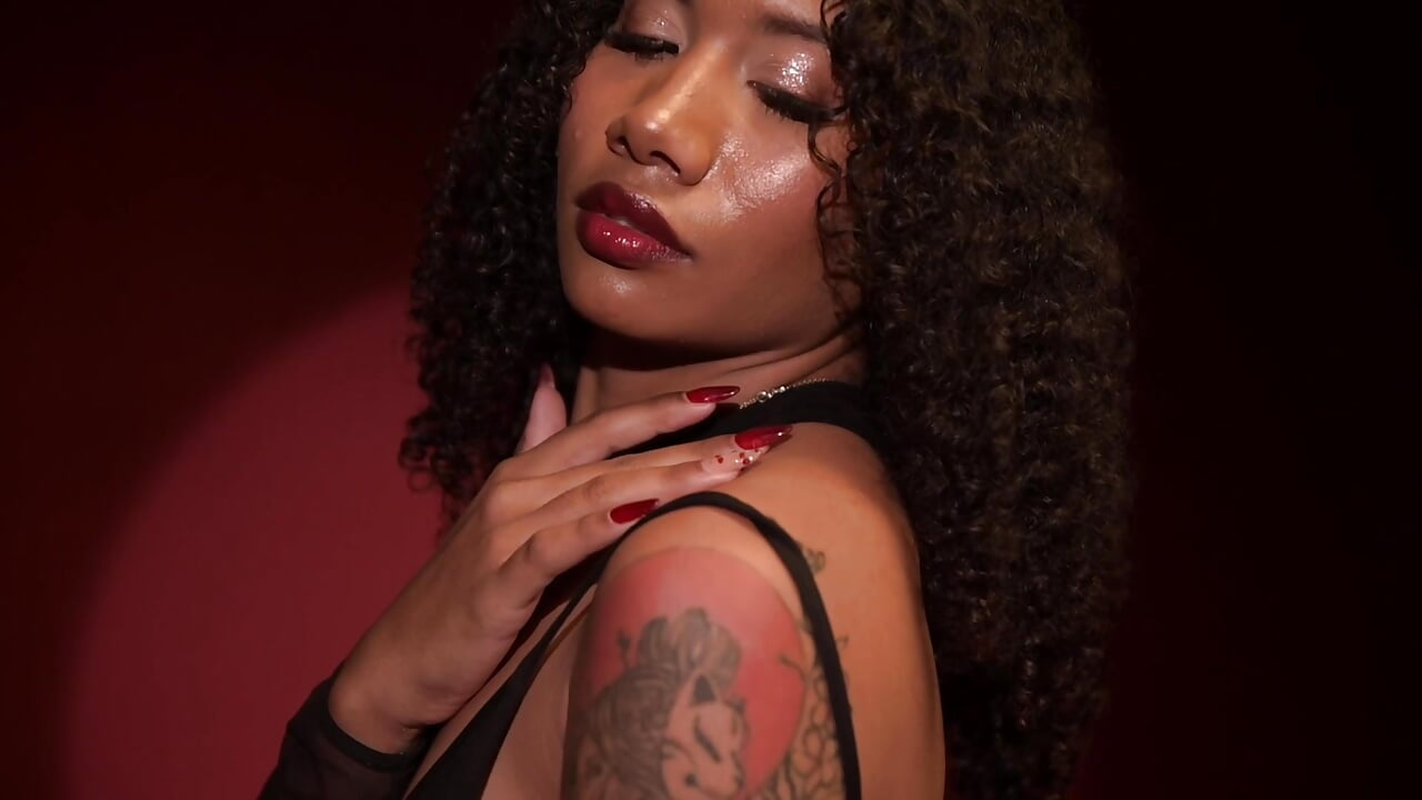 Its My Birthday 🤤❤ - видео от уебкам модела CarlaMercer