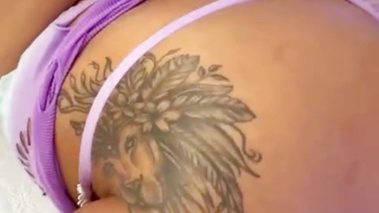Do u like tattoos or asses? So, I'm what you were looking for