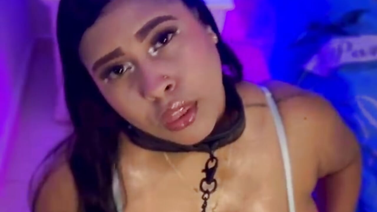 I wanna be your slave! - วิดีโอโดย KarinaOficiaLL_ โมเดลแคม