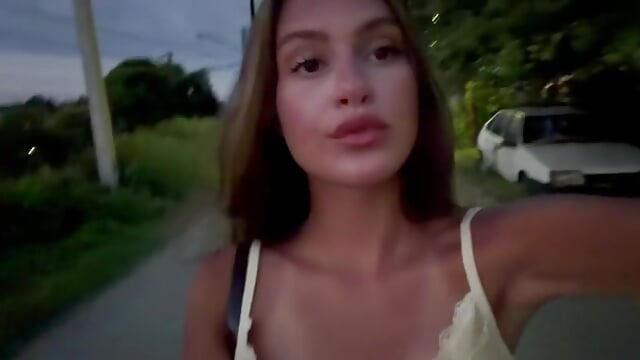 Today I’m in the mood to share pretty moments. 📸💕 - video by HoveNenets cam model