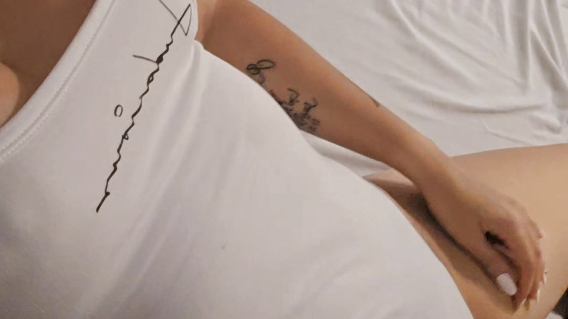 201589 - video by Dayaunik cam model