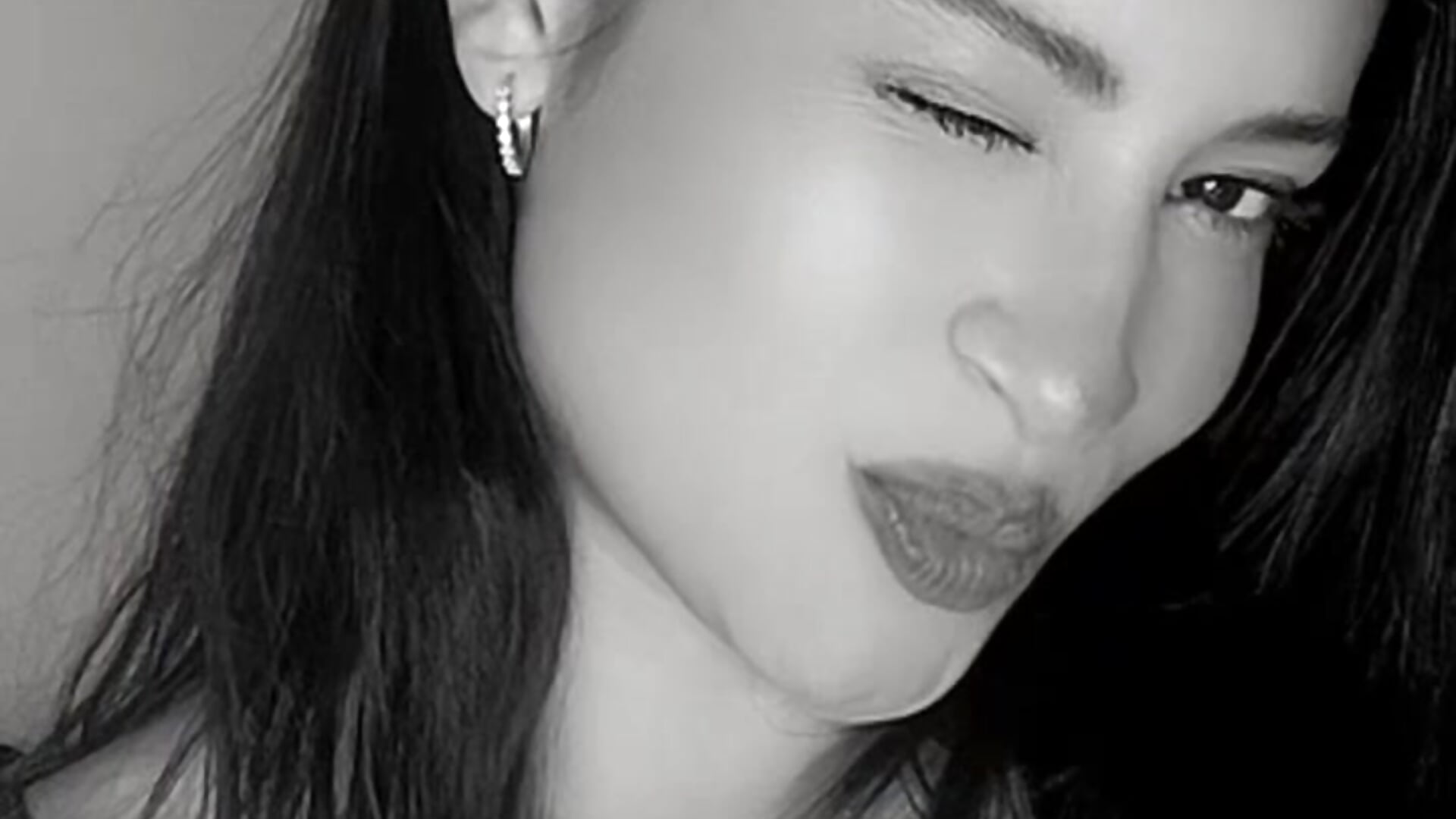 💋 – video modela na kameri Mia_Alarie