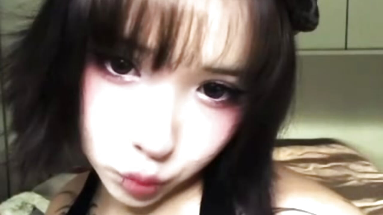 i'm you'r butterfly 🦋 - video av Nixiee cam model