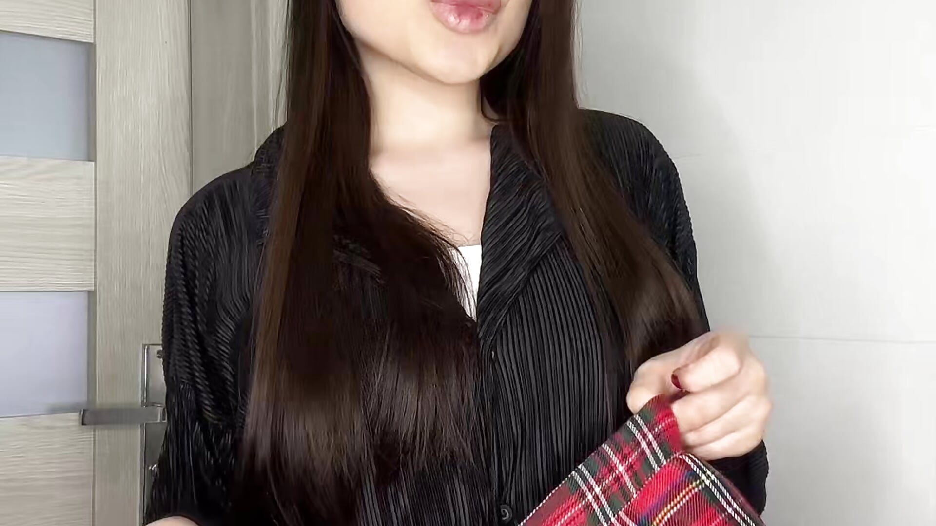 make you happy? - video by Call_mehanna cam model