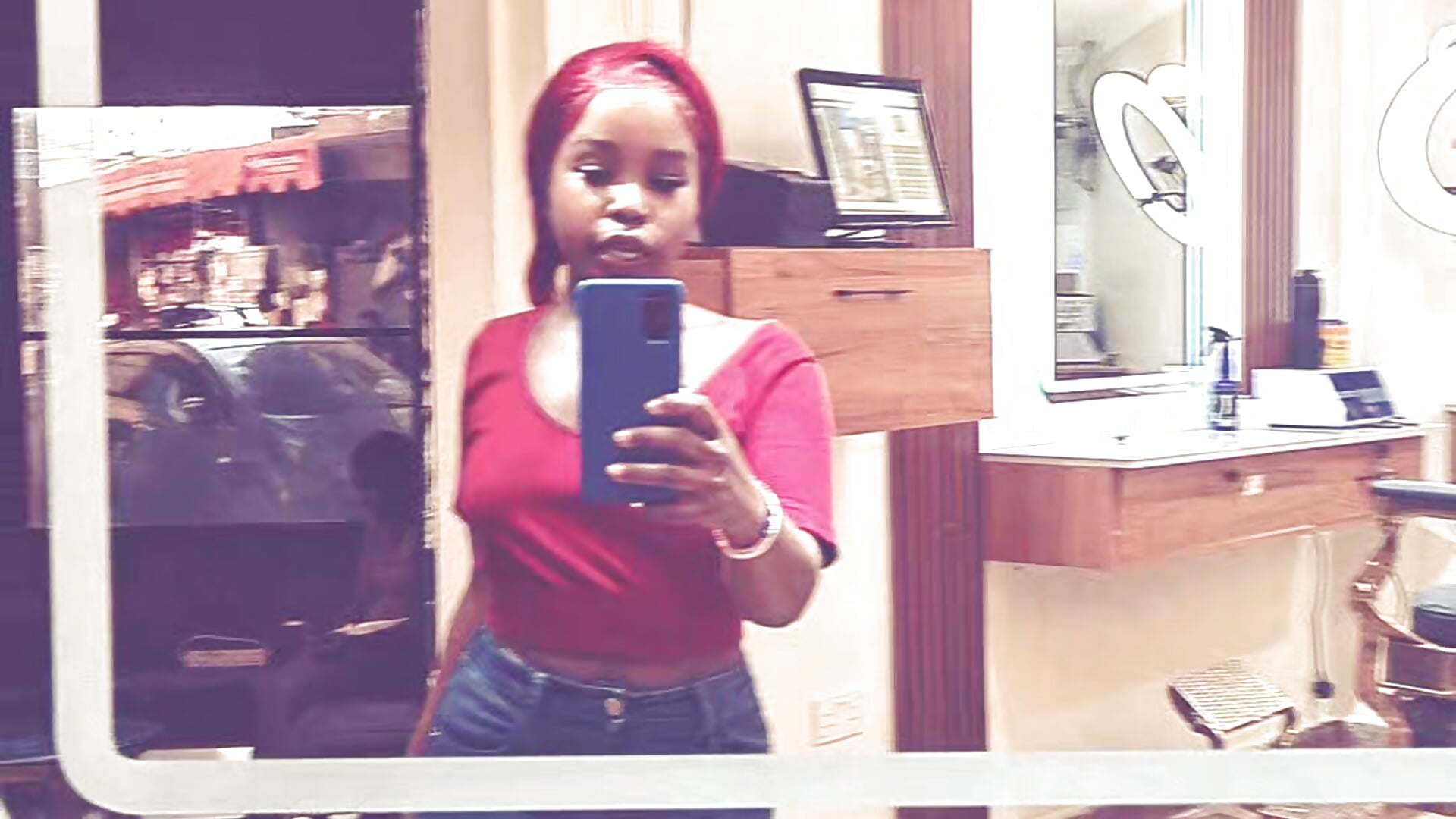 Caught me in the mirror– Lil_cupcake kameramodell videója