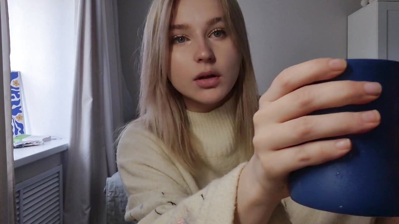 Asmr ^_^ – video modela na kameri BloomMoon