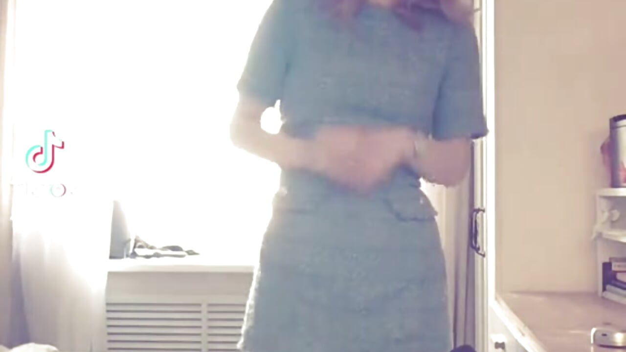 🐾 – video modela na kameri BloomMoon