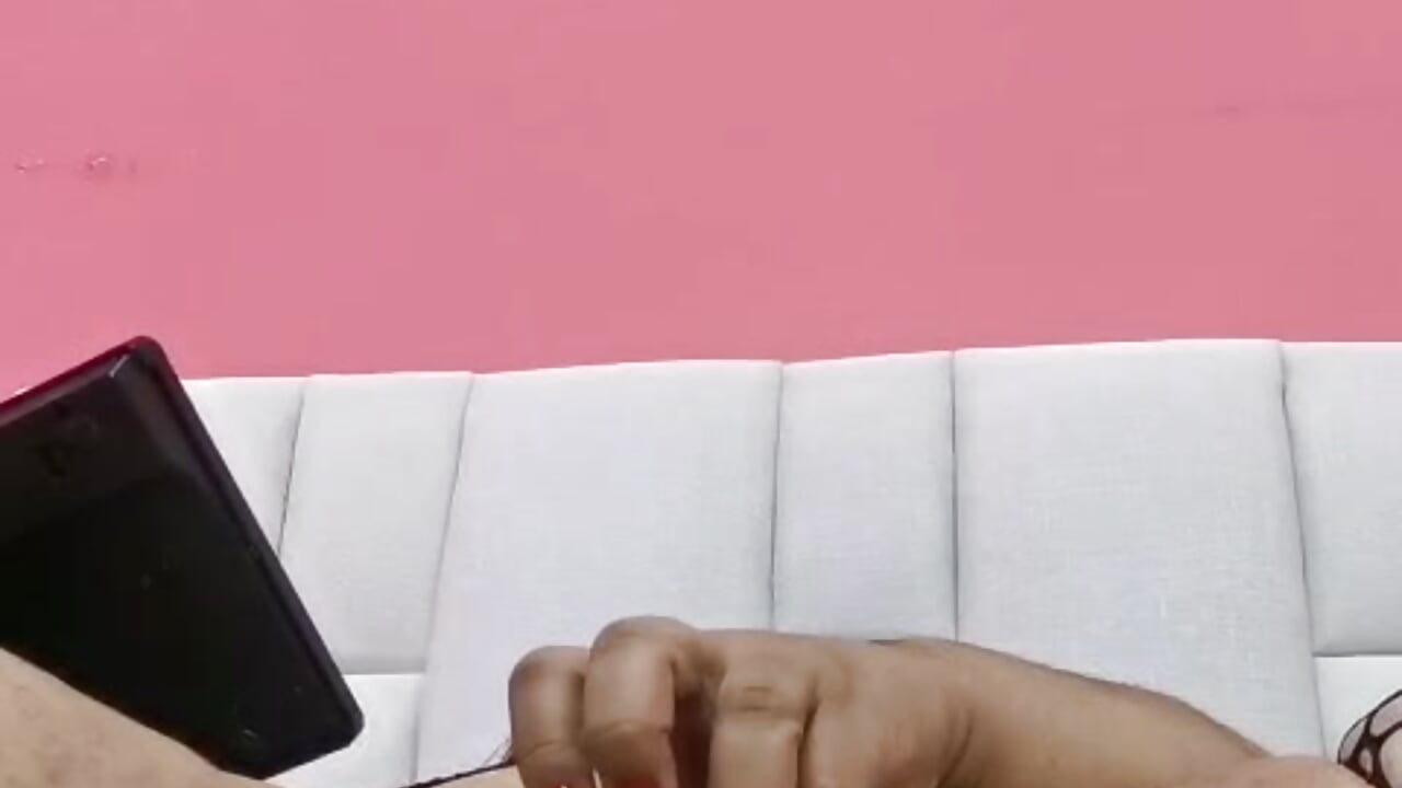 Chubby fucking 🍆 - video by Katecurvy_hot69 cam model