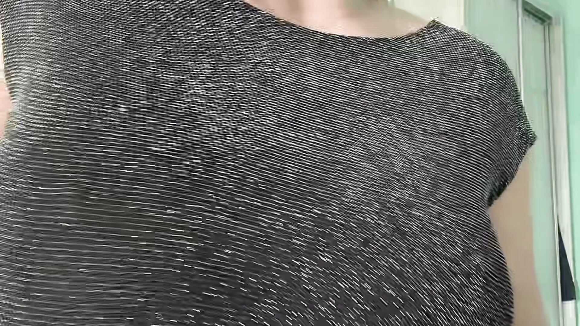 Hot danse tits - video di KimmmyVelour modella di cam