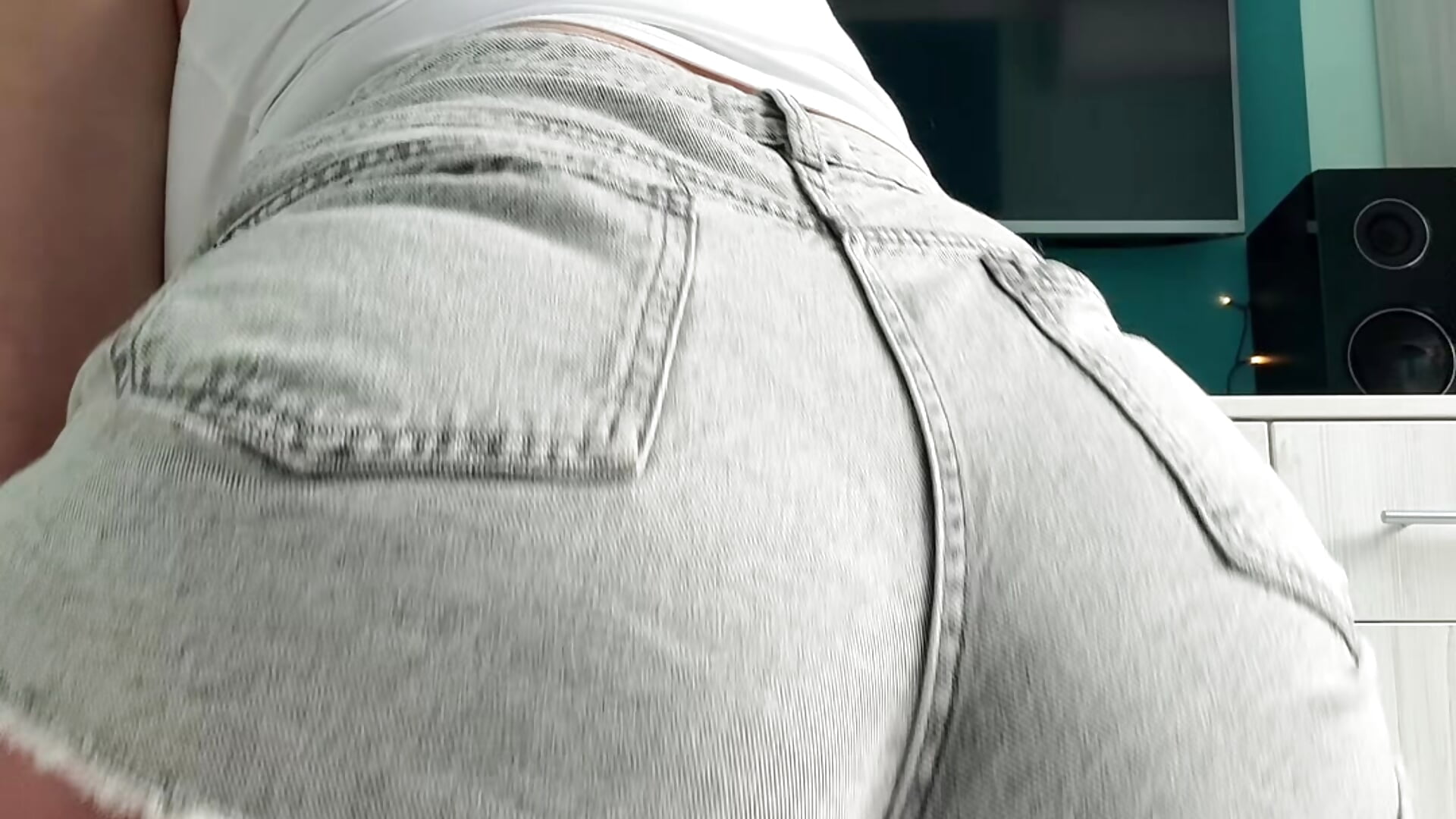 Spank my butt - video di KimmmyVelour modella di cam