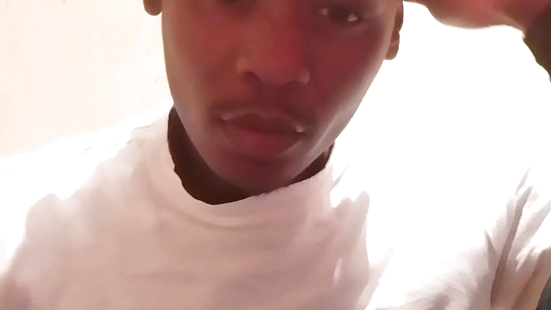 1000848113 - video by ComSmosh592 cam model