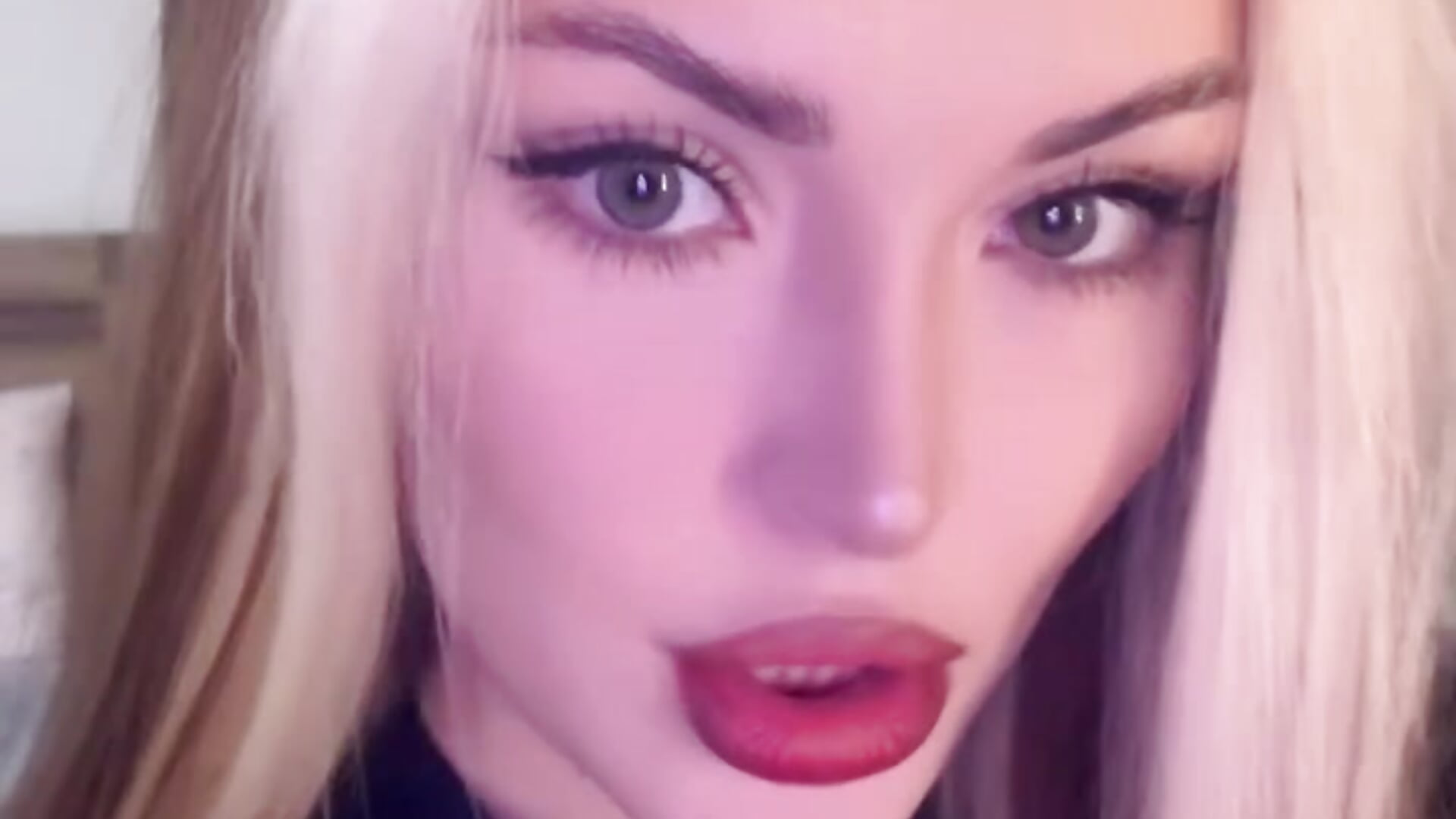 Lip syncing - VilmaAna主播的视频