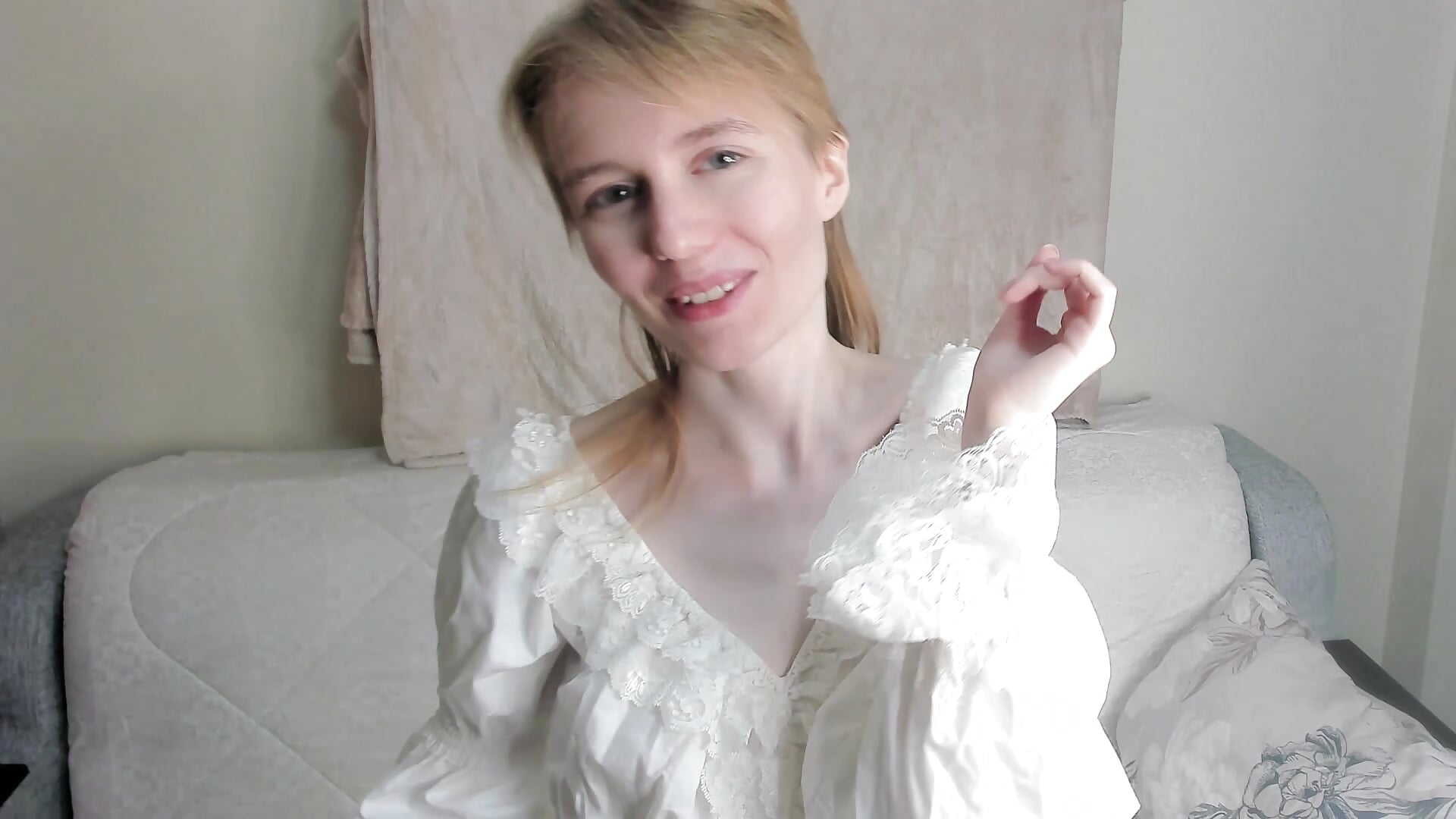 My first video for you ^^ - video by ArmindaPlush cam model