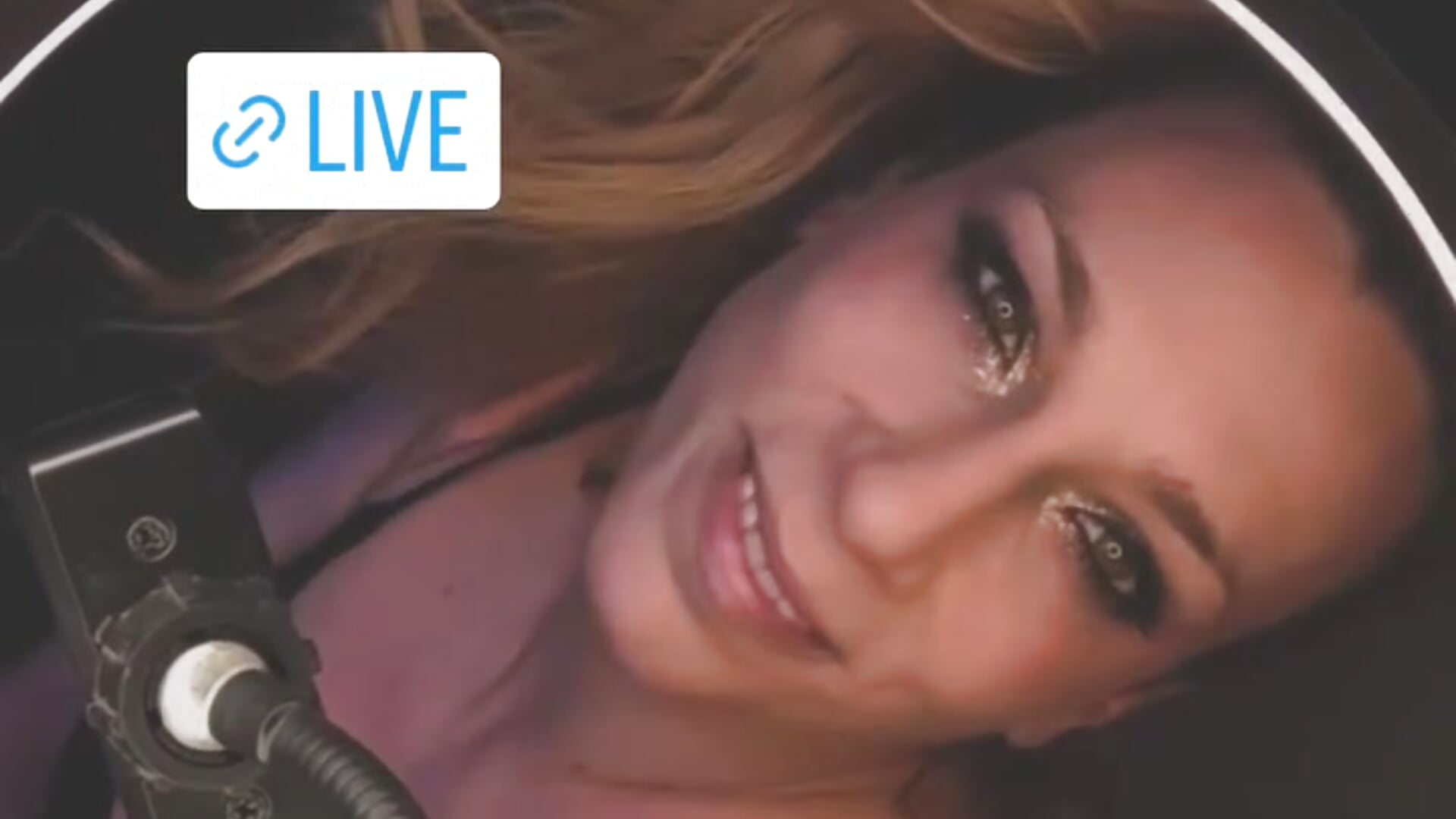 VID_20260622_235132_962 – video od webkamerové modelky Agos6
