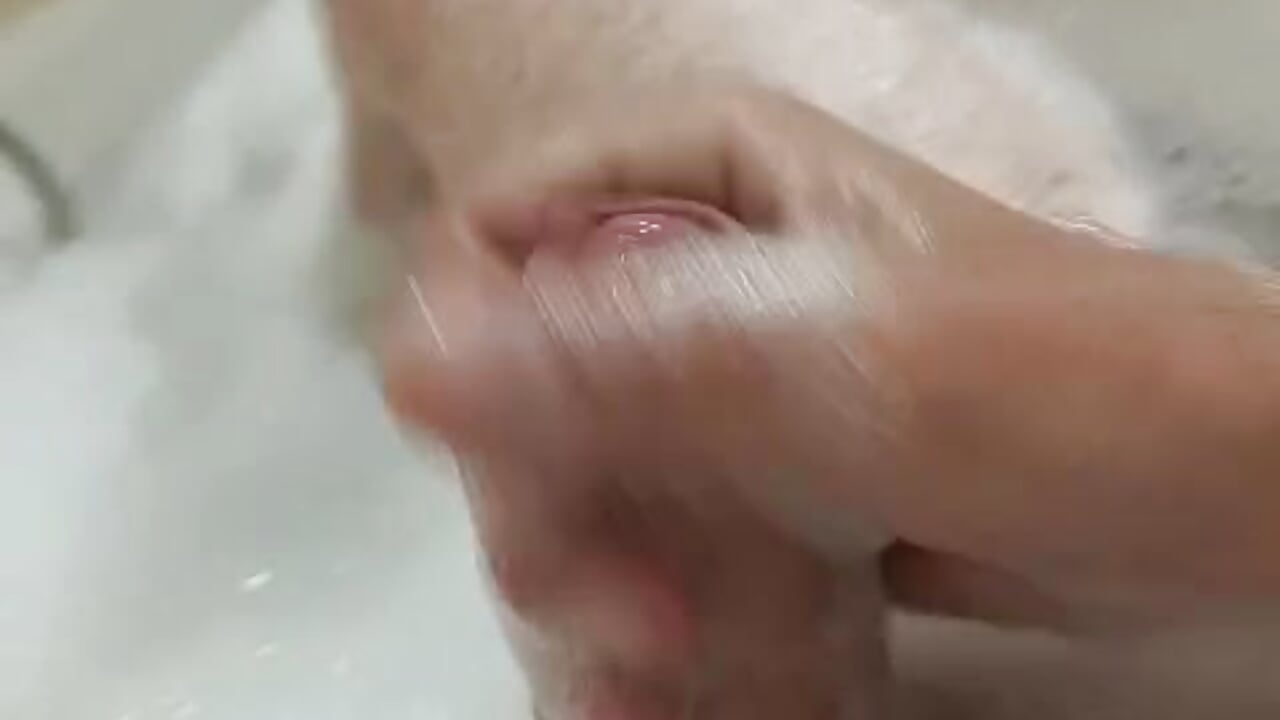 Bain masturbation ASMR mousse — filmik Etac56, modela(-lki) na kamerkach