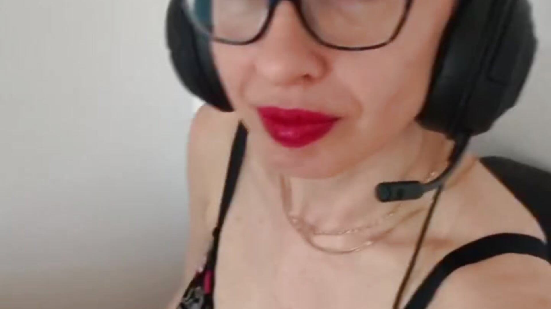 😏 Temptation Vibes 🍷 – video modela na kameri BellaRose_2020