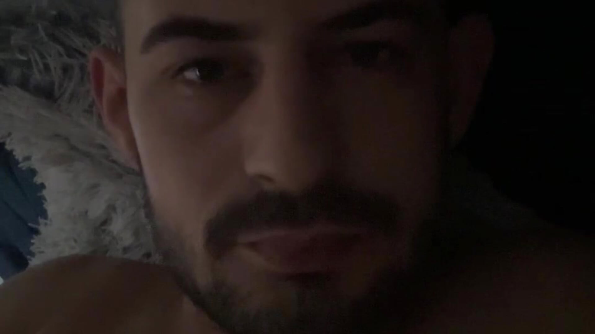 0D758178-2090-4B48-80E9-DFBC3EAEECE3– Brarelaxx kameramodell videója