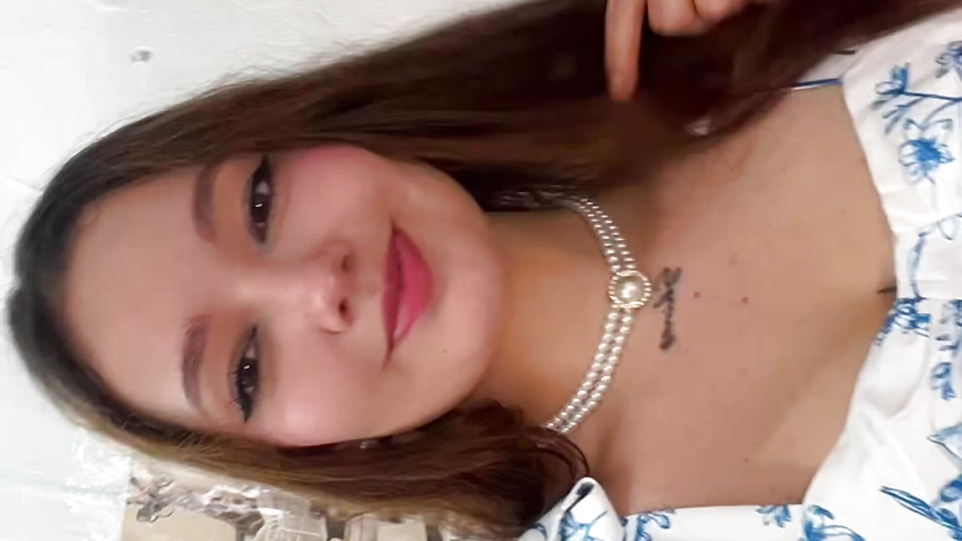 Hi - video by hanna_mon cam model