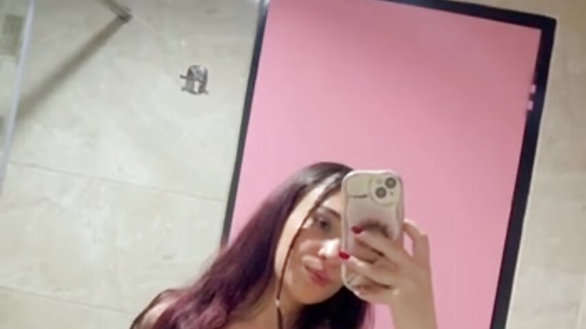 In the bathroom - video by sara_frost cam model