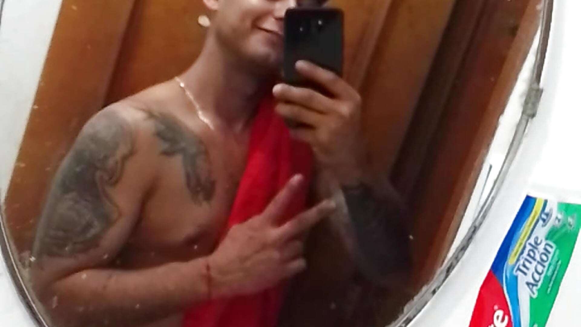 Acompañenme a bañar .. - vídeo de la modelo de cam more277