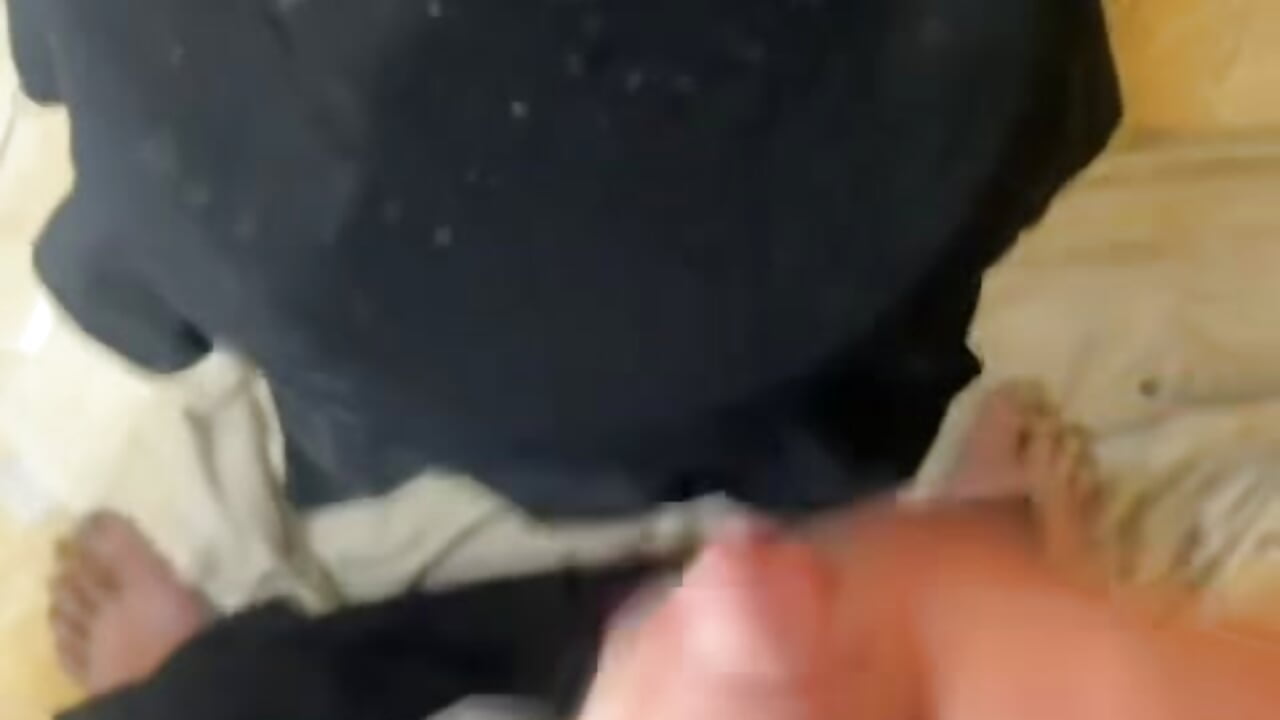 Great little cumshot - clip cu Achingtocum_40 model videochat